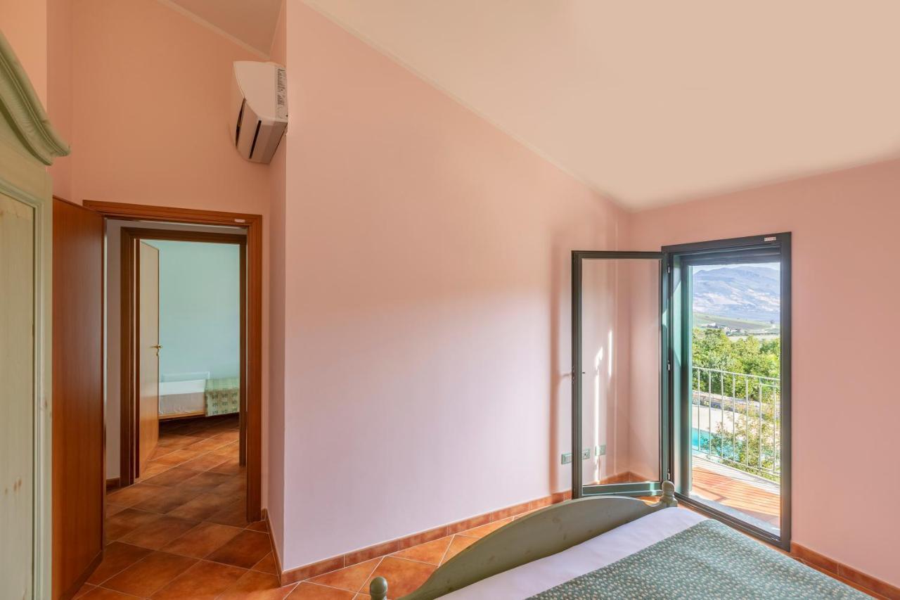 Brezza D'Estate Apartment Valderice Exterior photo