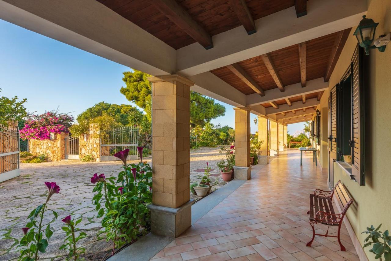 Brezza D'Estate Apartment Valderice Exterior photo