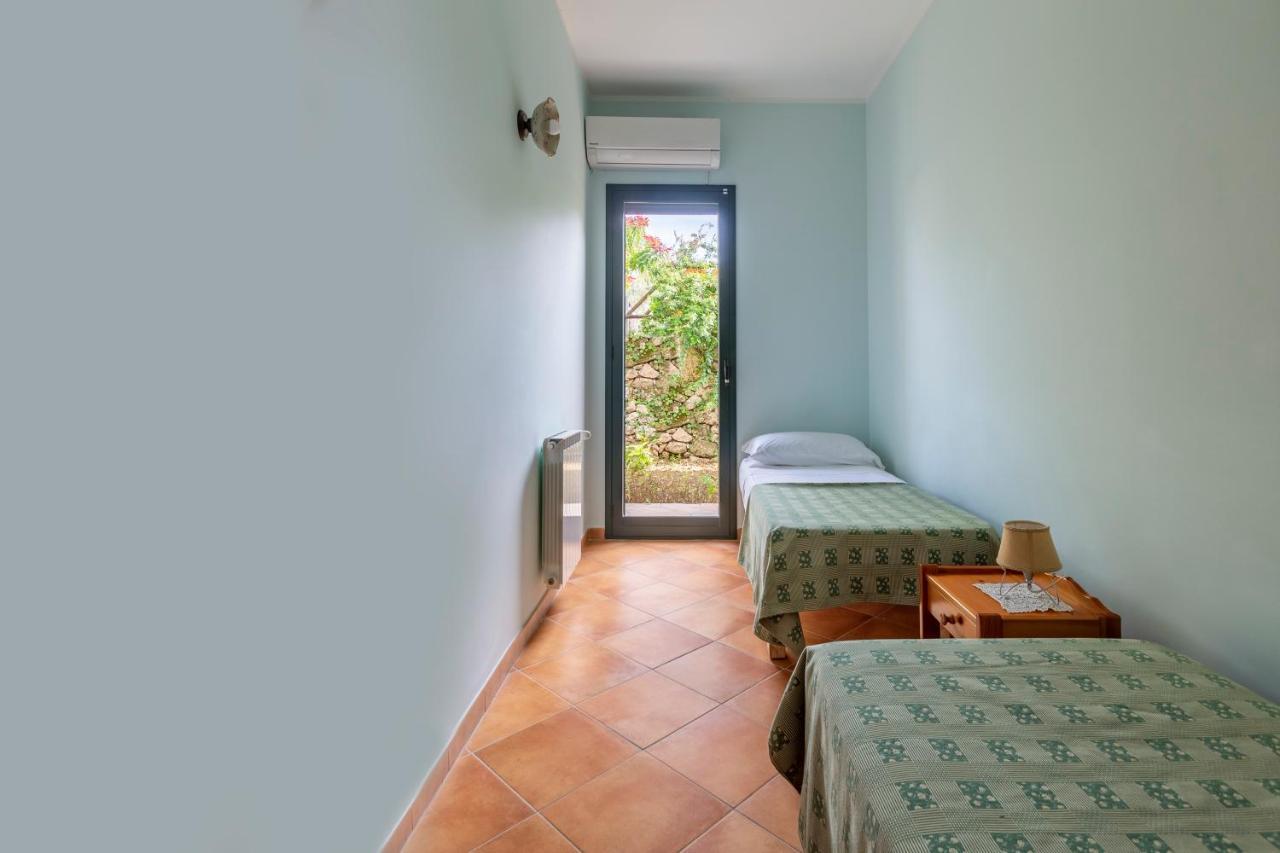 Brezza D'Estate Apartment Valderice Exterior photo