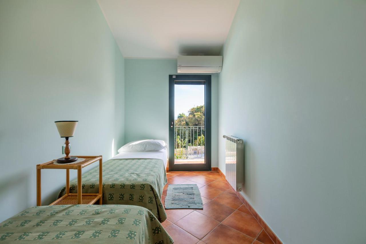 Brezza D'Estate Apartment Valderice Exterior photo