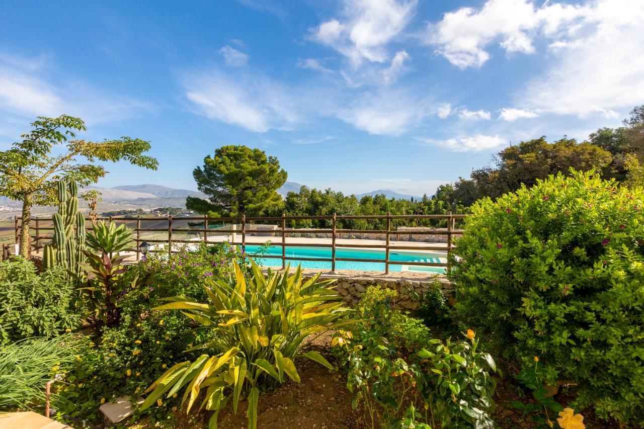 Brezza D'Estate Apartment Valderice Exterior photo